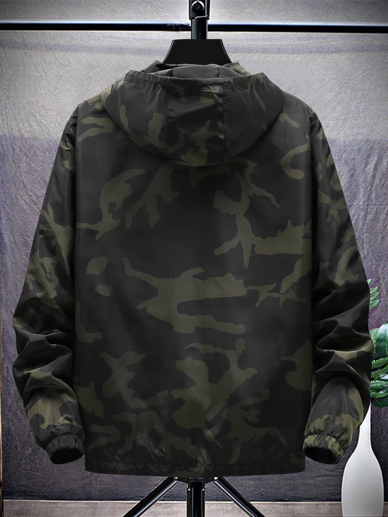 Jaqueta Camuflada Masculina Streetwear Premium com Capuz