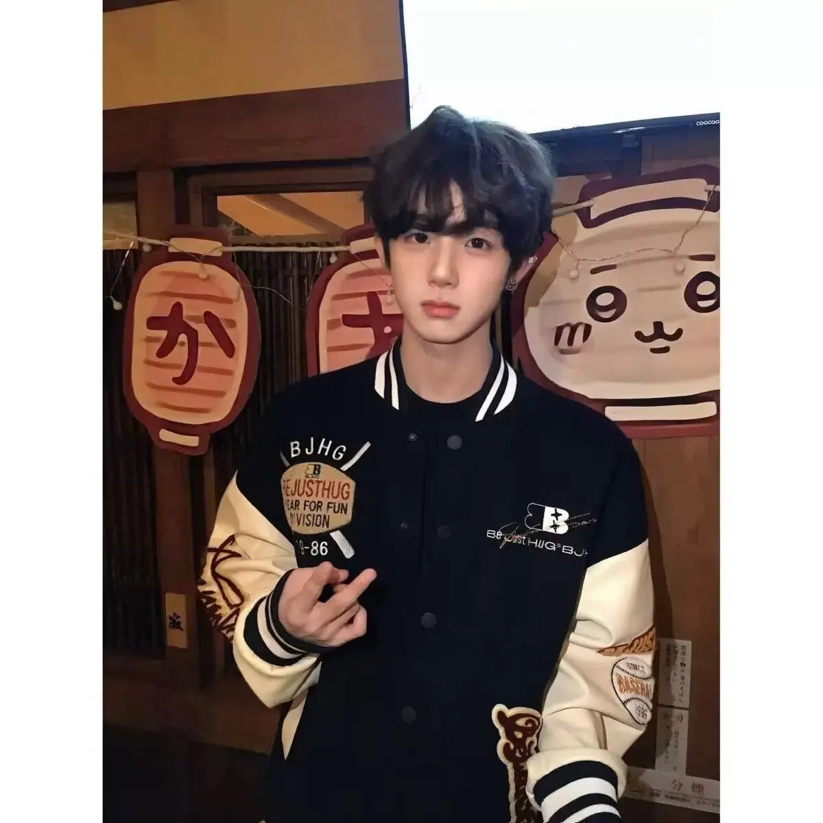Jaqueta Varsity Masculina Bordada Streetwear Americana