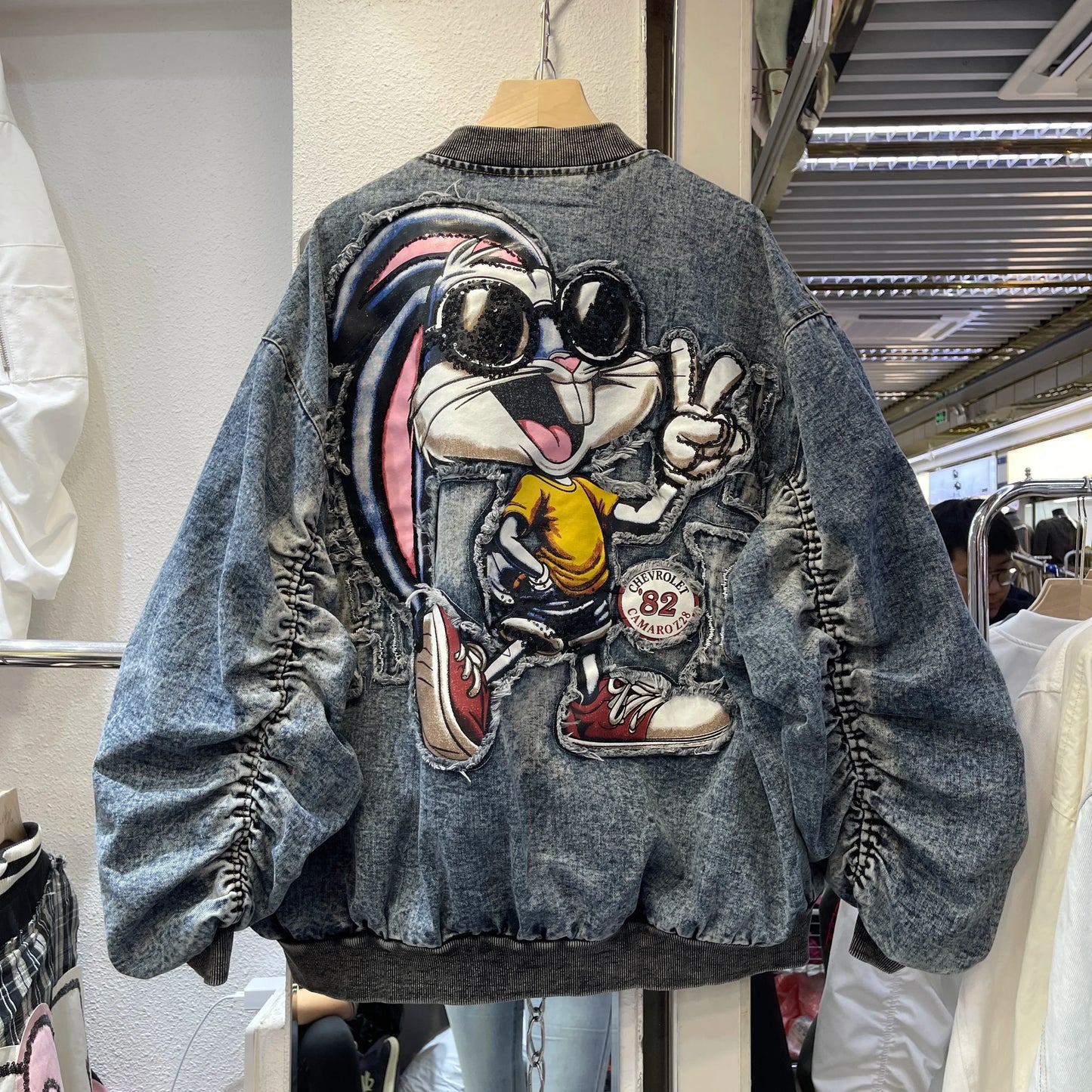 Jaqueta Jeans Feminina Oversized Bordada Streetwear