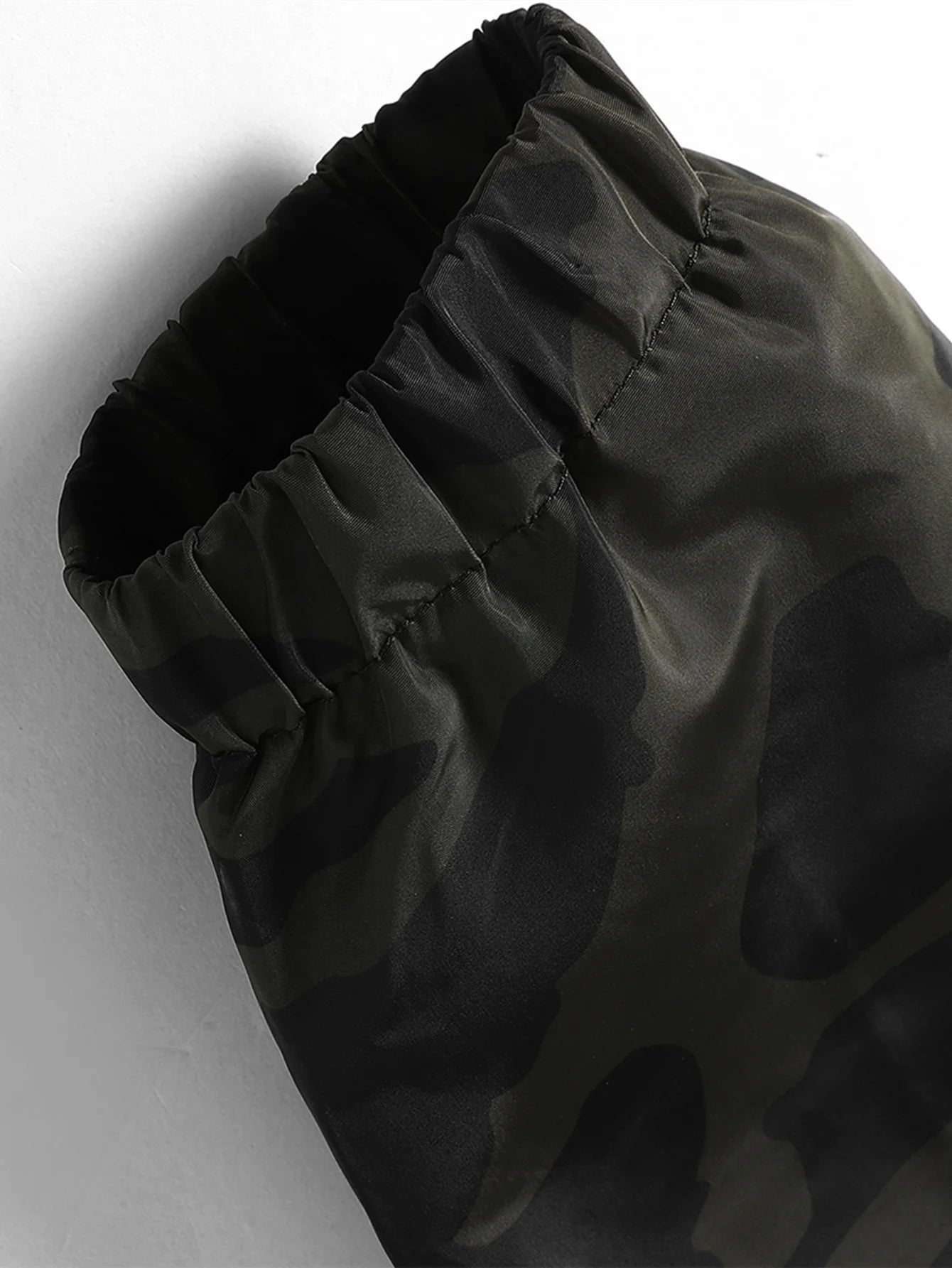 Jaqueta Camuflada Masculina Streetwear Premium com Capuz