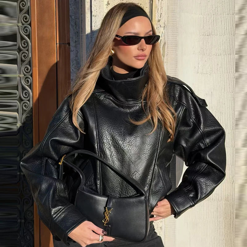 Jaqueta Feminina Cropped em Couro Bomber Premium