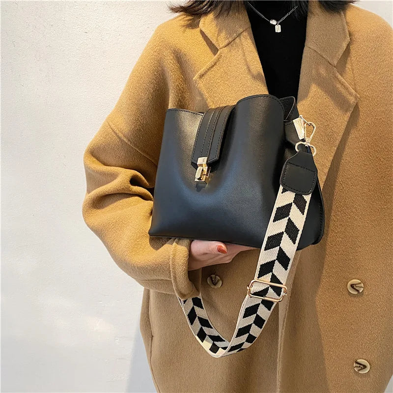 Bolsa Feminina Bucket Bag Grande Capacidade PU Leather Premium